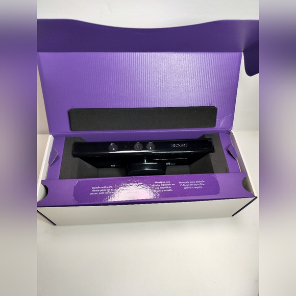 Xbox 360 Kinect Sensor Open Box - Picture 8 of 15